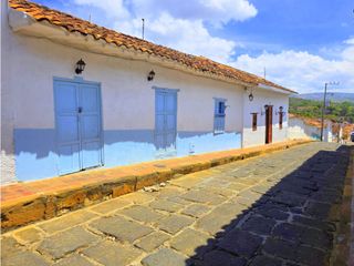 Foto 1 de Vendo - Arriendo Casita Azul Frente al Taller de Oficios Barichara