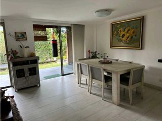 Foto 5 de Acogedora Casa, Envigado la  Sebastiana 260m2 💰1220 Mill