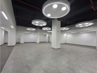Foto 6 de SE RENTA- VENDE  LOCAL  CENTRO COMERCIAL VILLA DEL RIO