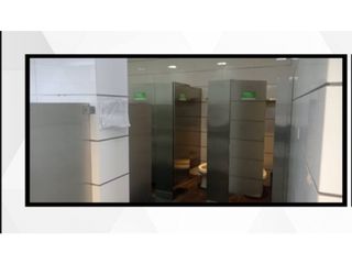 Foto 11 de VENTA DE LOCAL COMERCIAL UNICENTRO