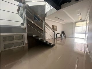 Foto 5 de VENTA DE LOCAL COMERCIAL UNICENTRO