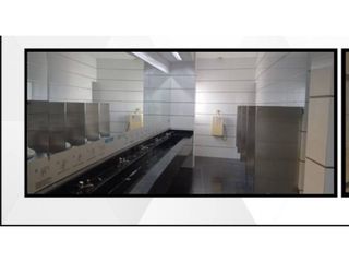 Foto 9 de VENTA DE LOCAL COMERCIAL UNICENTRO