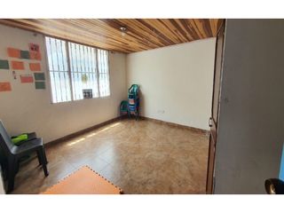 Foto 6 de CASA CON BODEGA EN ARRIENDO, SECTOR LA RELIQUIA