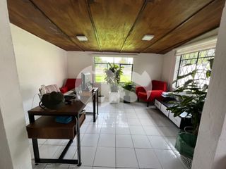 Foto 11 de CASA EN VENTA CON AMPLIO TERRENO SECTOR DEAN BAJO