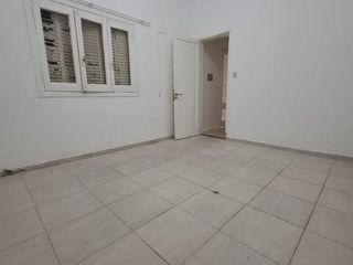 Foto 2 de Alquiler Dpto interno de 3 dorm y Patio