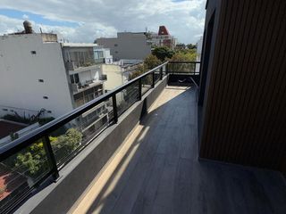 Foto 3 de SEMIPISO DE 3 AMB CON COCHERA FIJA Y CUB !- Villa Urquiza -