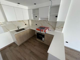 Foto 26 de SEMIPISO DE 3 AMB CON COCHERA FIJA Y CUB !- Villa Urquiza -