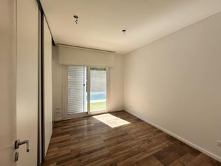 Foto 33 de Casa 3 dormitorios en Venta en La Rinconada