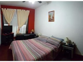 Foto 9 de Oportunidad CASA 6 Ambientes Ideal  2 FAMILIAS