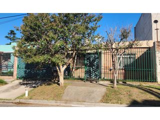 Foto 1 de Casa en Americana 3 Ambientes  Venta- Ituzingo Norte