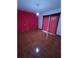 Foto 7 de Casa 4 Ambientes con Parque en  Venta Merlo Pontevedra