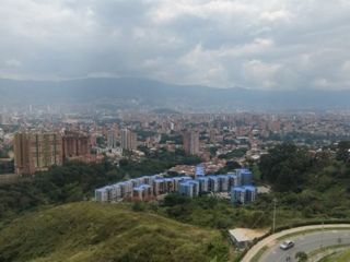 Foto 21 de Apartamento en Arriendo Ubicado en Medellín Codigo 425