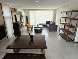 Foto 41 de Alquiler amoblada casa a la laguna en barrio Los Alisos de Nordelta