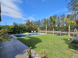 Foto 4 de Alquiler amoblada casa a la laguna en barrio Los Alisos de Nordelta