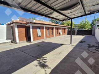 Foto 3 de ALQUILER CASA 4 DORM. - B° VILLA MARÍA, NEUQUÉN CAPITAL