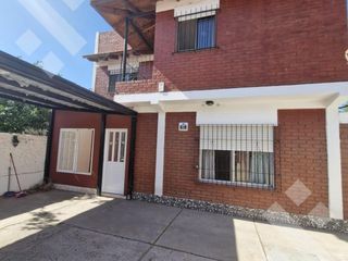 Foto 2 de ALQUILER CASA 4 DORM. - B° VILLA MARÍA, NEUQUÉN CAPITAL