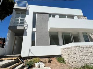 Foto 7 de Moderno chalet de 4 ambientes con cochera en Urquiza y Matheu