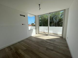 Foto 42 de Moderno chalet de 4 ambientes con cochera en Urquiza y Matheu