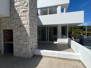 Foto 10 de Moderno chalet de 4 ambientes con cochera en Urquiza y Matheu