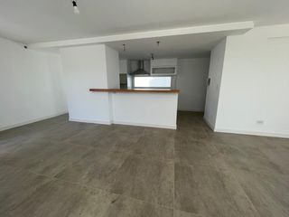 Foto 20 de Moderno chalet de 4 ambientes con cochera en Urquiza y Matheu
