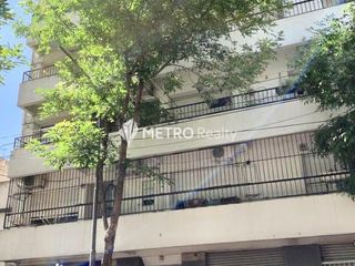 Foto 2 de Venta Local en Once
