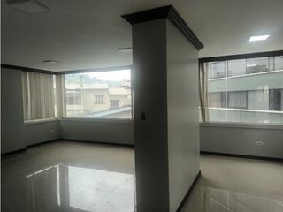 Foto 21 de 12 de Octubre, Oficina en Renta, 250m2, 3 Ambientes