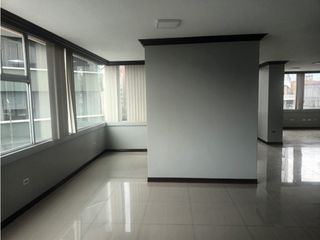 Foto 5 de 12 de Octubre, Oficina en Renta, 250m2, 3 Ambientes