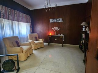 Foto 4 de Casa en calle Illia, a metros de Plaza Senz Peña