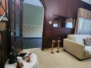 Foto 5 de Casa en calle Illia, a metros de Plaza Senz Peña