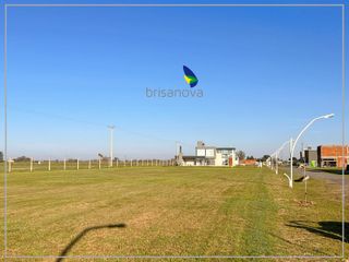 Foto 4 de Gran terreno en barrio privado Brisanova - 677 mts - Esquina