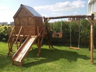 Foto 19 de Casa en venta - 4 Dormitorios 2 Baños - Cocheras - 2.000Mts2 - San Rafael