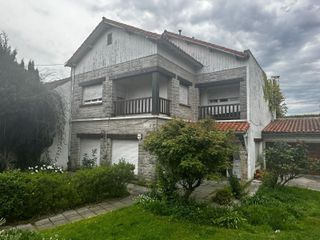 Foto 1 de Chalet a reciclar en lo mejor del barrio Stella Maris.