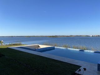 Foto 15 de Casa a estrenar Puertos del Lago Barrio Marinas Escobar