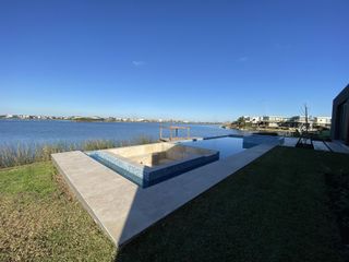 Foto 10 de Casa a estrenar Puertos del Lago Barrio Marinas Escobar