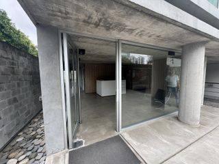 Foto 2 de Oficina en  Vicente Lopez Laprida y Libertador 135 m2 2 cocherad