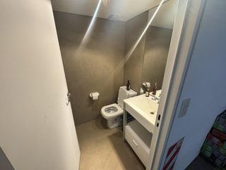 Foto 15 de Oficina en  Vicente Lopez Laprida y Libertador 135 m2 2 cocherad