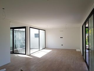 Foto 8 de San Matias - casa de 3 dorm con dependencia y lindísimo patio interno vidriado
