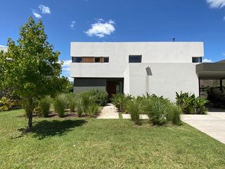 Foto 2 de Casa en Venta, Barrio Privado Las Liebres