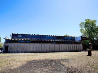 Foto 4 de Depósito en venta - Galpón - Oficina - 4.200Mts2 - La Plata