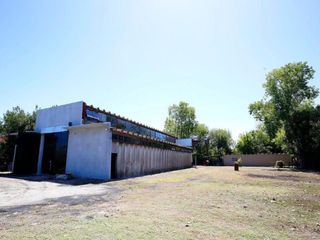 Foto 2 de Depósito en venta - Galpón - Oficina - 4.200Mts2 - La Plata
