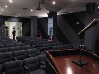 Foto 10 de Edificio Art Decó reciclado, 9 plantas, subsuelo con auditorium, PB y 6 plantas de oficinas