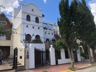 Foto 1 de Casa en venta - Tigre Residencial - ideal para dividir en PH