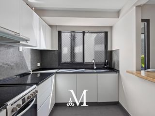 Foto 7 de Venta - Departamento - 4 ambientes c/dep - Cochera - 221 m2 - Pileta y parrilla Propia -