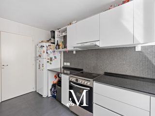 Foto 11 de Venta - Departamento - 4 ambientes c/dep - Cochera - 221 m2 - Pileta y parrilla Propia -