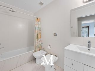 Foto 20 de Venta - Departamento - 4 ambientes c/dep - Cochera - 221 m2 - Pileta y parrilla Propia -