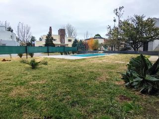 Foto 37 de Casa en  venta en el barrio Comahue Golf Club