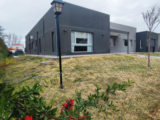 Foto 22 de Casa en  venta en el barrio Comahue Golf Club