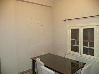 Foto 1 de PH interno de 2 dormitorios y pequeño patio. Banfield Oeste