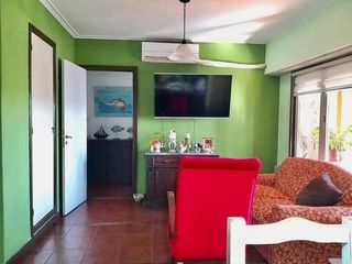 Foto 8 de GRAN CASA DE 4 AMBIENTES