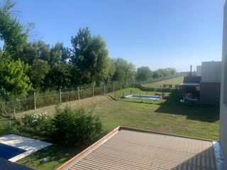 Foto 25 de Casa en venta en barrio  Acacias, Puertos del Lago, Escobar.